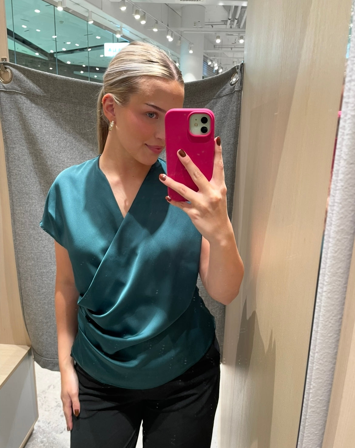 VIELLETTE Top - Ponderosa Pine